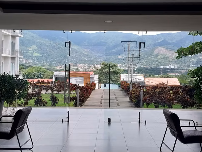 SANTA ANA CERCA DE RADIAL LINDORA, APARTA-ESTUDIO CON LINEA BLANCA INCLUIDA  - Imagen 19