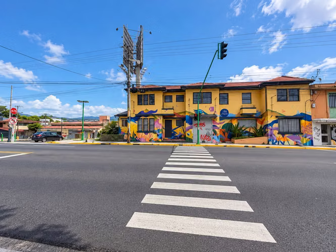 Venta propiedad casa/local comercial de uso mixto, La California (FV) - Imagen 15