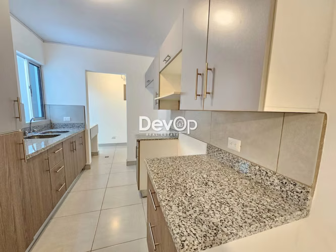Alquiler de apartamento, 1 habitación, 1 parqueo, patio. San Pedro-Vargas Araya. - Imagen 5
