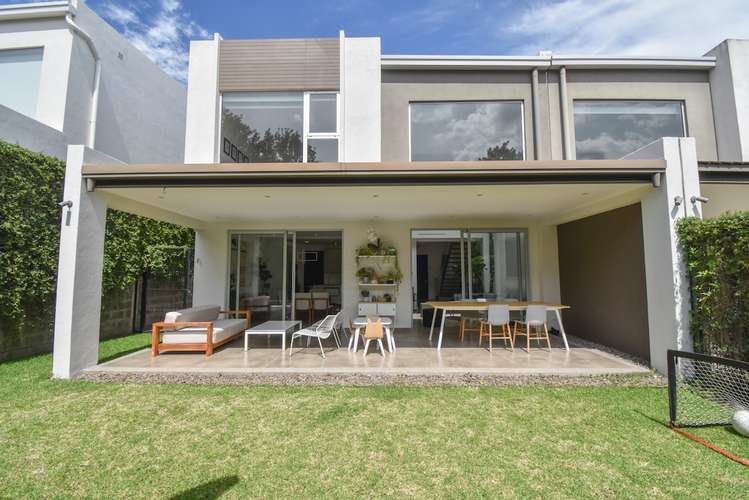 VENTA DE CASA MODERNA EN CONDOMINIO DUKANA EN GUACHIPELIN DE ESCAZÚ  - Imagen 2