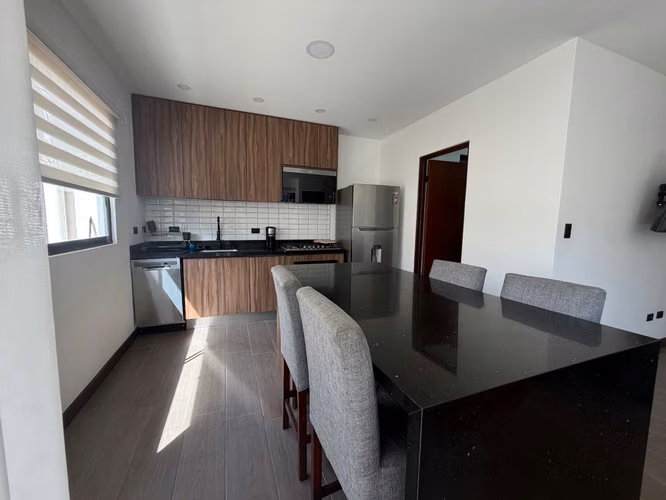 Casa En Exclusivo Condominio  - Imagen 2