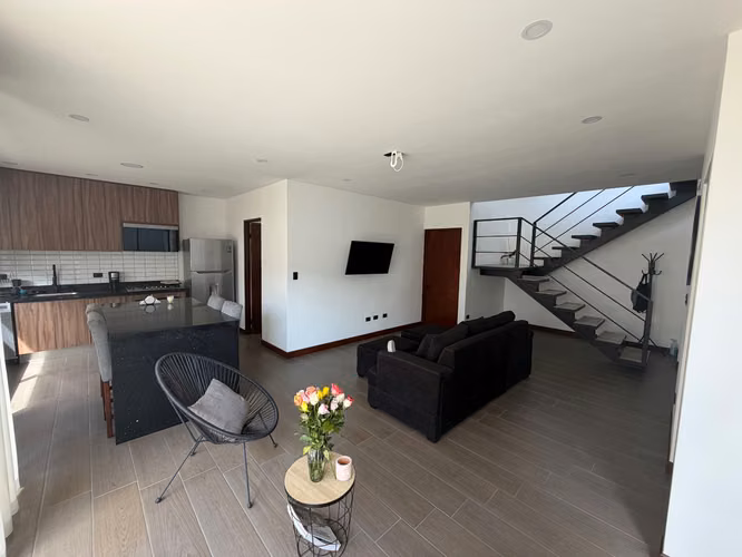 Casa En Exclusivo Condominio  - Imagen 4