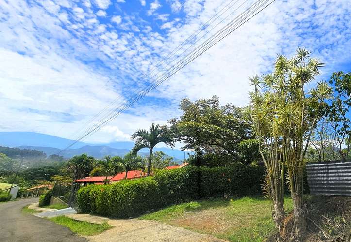 Lote de 448 m2 a la Venta en Zaragoza de Palmares, con Hermosas Vistas 