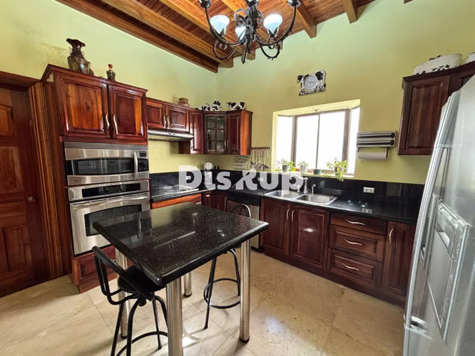 Venta de preciosa casa de 5 hab. Amplio patio. Residencial Altamonte. Curridabat - Imagen 6