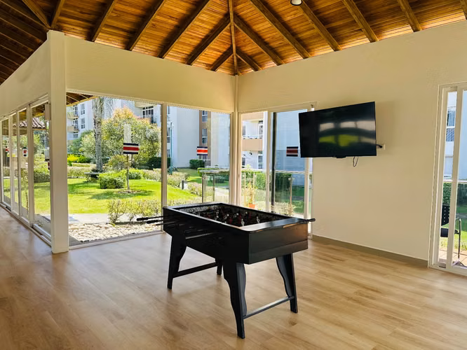 VENTA DE HERMOSO APARTAMENTO EN PISO 8 EN CONDOMINIO 9-10 COMPLETAMENTE AMOBLADO Y EQUIPADO - Imagen 17