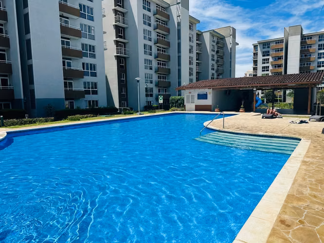 VENTA DE HERMOSO APARTAMENTO EN PISO 8 EN CONDOMINIO 9-10 COMPLETAMENTE AMOBLADO Y EQUIPADO - Imagen 15