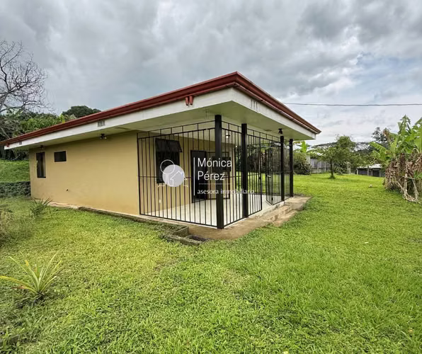 CASA CON JARDIN - SARCHÍ - ALAJUELA