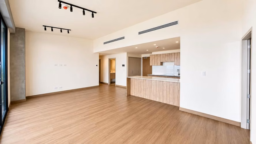 Venta de apartamento (penthouse) en torre de la Sabana con línea blanca