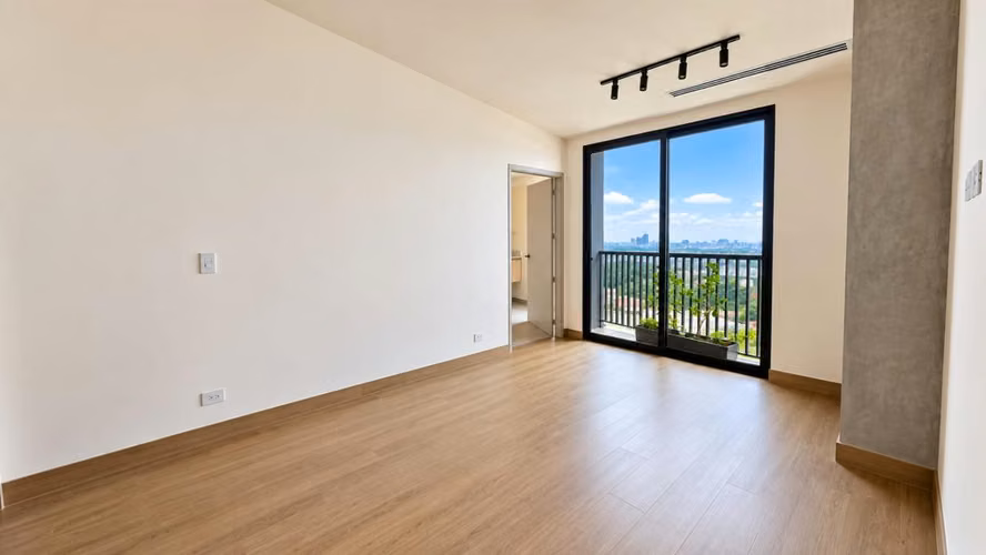 Venta de apartamento (penthouse) en torre de la Sabana con línea blanca