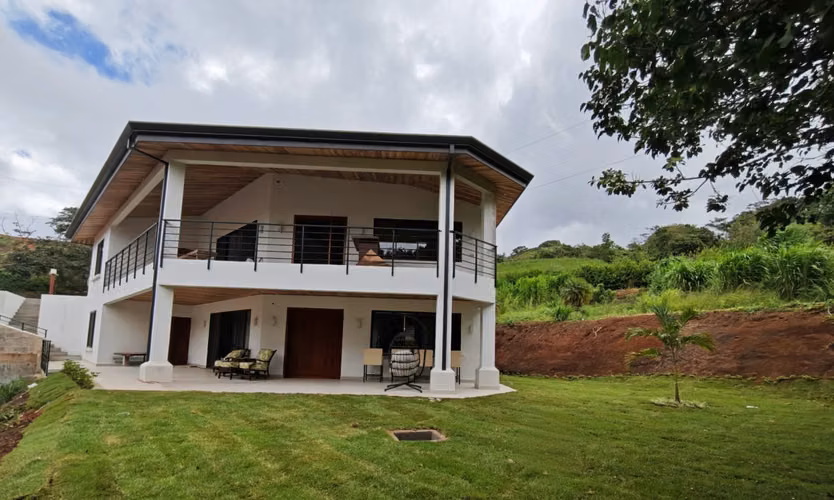 Casa en Alquiler a Largo Plazo | Hayden Estates - San Ramón