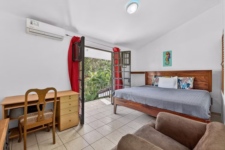 Casa Martín Pescador | Casa con piscina, 3 hab y 2.5 baños a pie de la playa en Las Palmas - Imagen 10