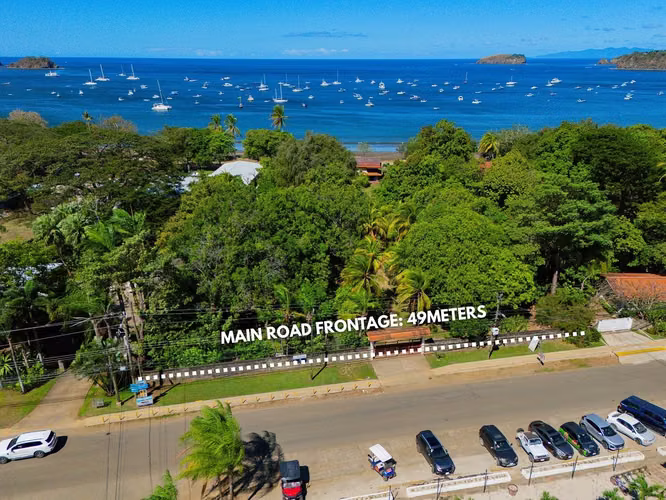 Mangos Beachfront | Propiedad frente al mar de 1.29 acres en Playas del Coco - Imagen 37