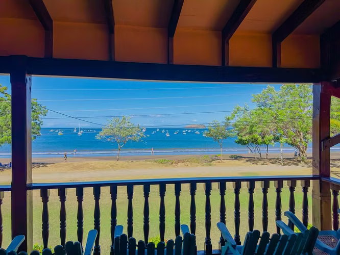 Mangos Beachfront | Propiedad frente al mar de 1.29 acres en Playas del Coco - Imagen 31