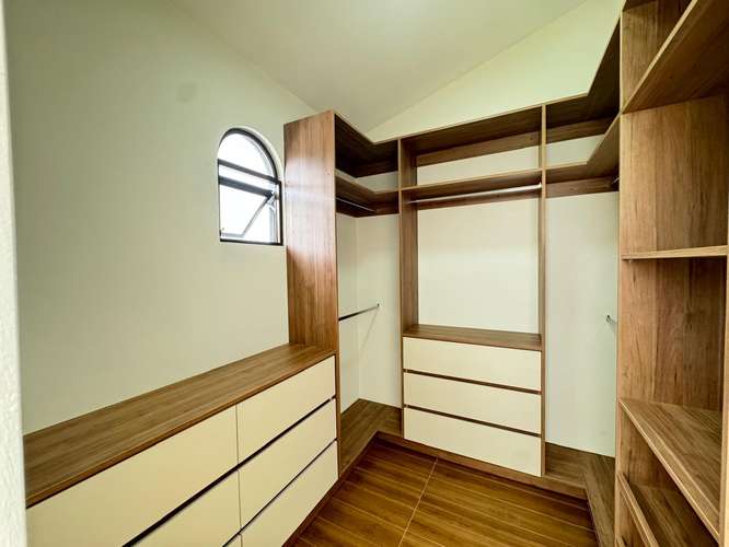 Casa Exclusiva en Condominio, Tres Ríos