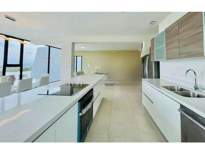 Alquiler Apartamento Nuevo de 154m2, Escazú San Rafael.