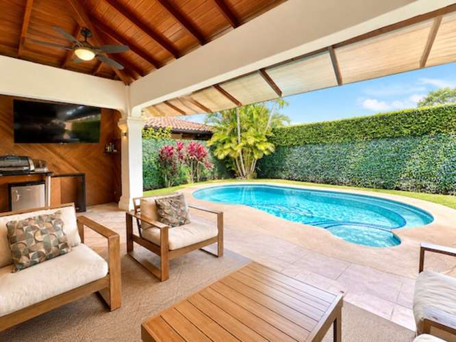 Casa en Venta en Puerta de Hierro, Santa Ana | 3 Habitaciones y Piscina Privada ID27610 - Imagen 5
