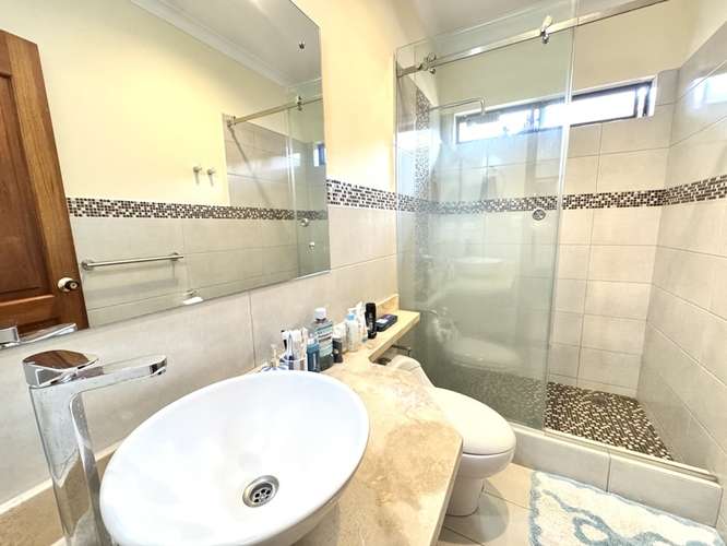 Casa en Venta en Puerta de Hierro, Santa Ana | 3 Habitaciones y Piscina Privada ID27610 - Imagen 13