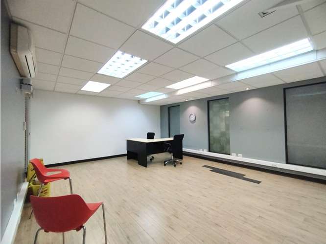 Oficina Amueblada en Guachipelín, incluye servicios - Imagen 5