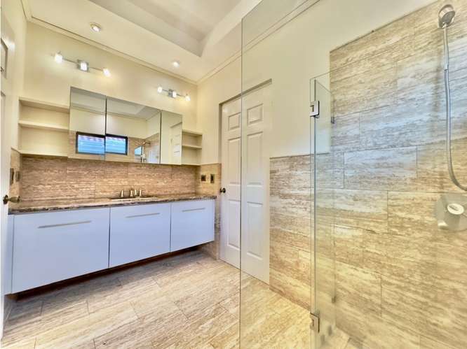 Casa en un solo nivel en Valle del Sol - Imagen 15