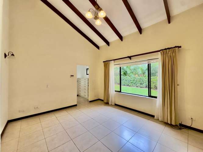 Casa en un solo nivel en Valle del Sol - Imagen 6