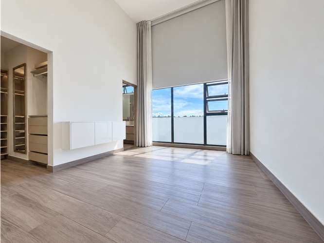 MODERNA CASA EN VENTA EN GUACHIPELÍN DE ESCAZÚ - Imagen 20