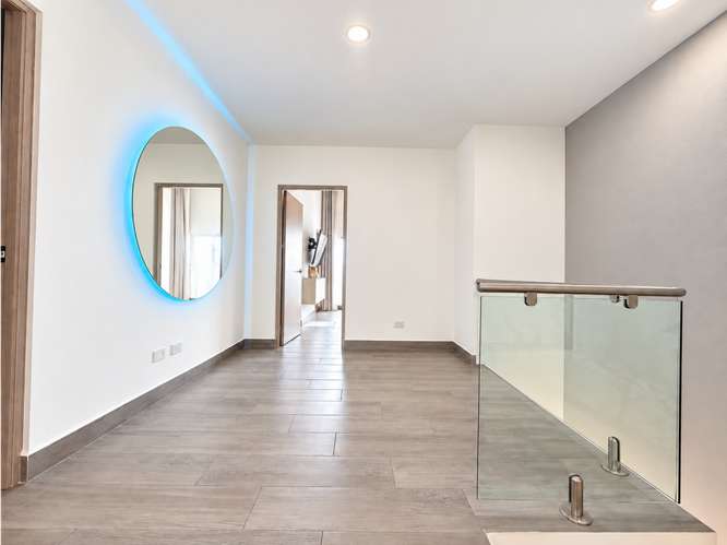 MODERNA CASA EN VENTA EN GUACHIPELÍN DE ESCAZÚ - Imagen 12