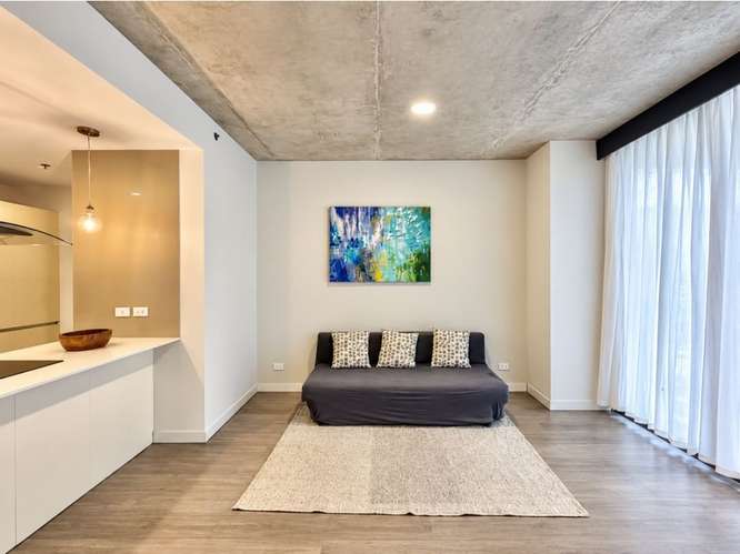 Apartamento con terraza y amueblado en Escazú Village - Imagen 2