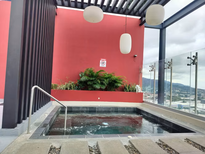 ALQUILER DE EXCLUSIVO APARTAMENTO DE NUNCIATURA, SABANA - Imagen 5