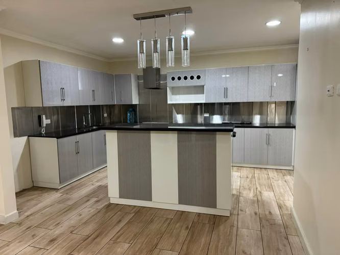 Vendo hermosa casa en Lomas de Ayarco - Imagen 2