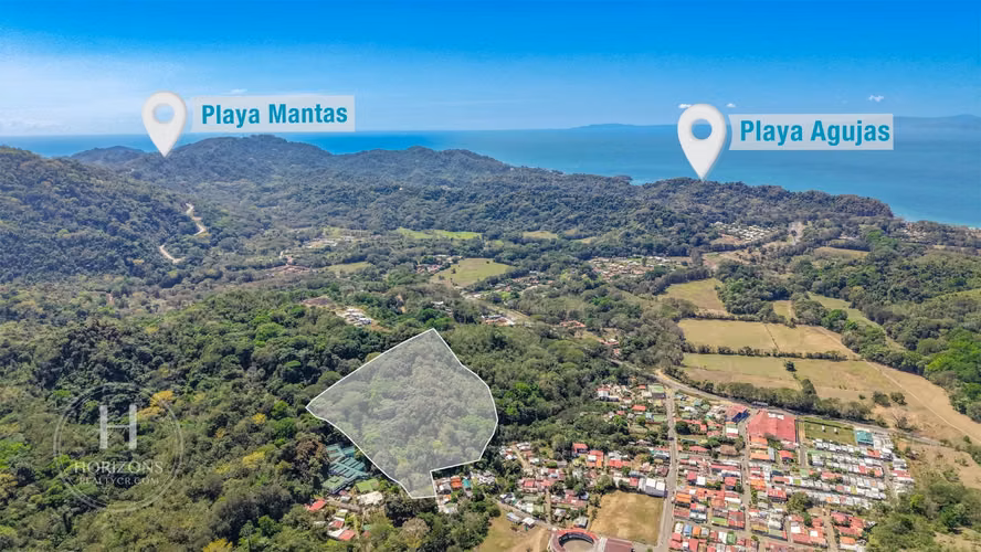 Terreno en Venta en Quebrada Ganado con Uso de Suelo Turístico, Comercial y Residencial 8,619 m² noj1275or