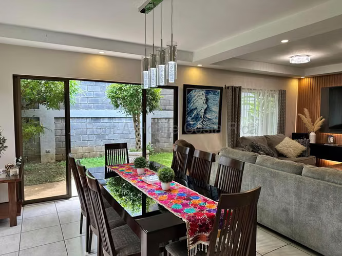 Venta casa en La Ribera Belén con beneficio extra - Imagen 6