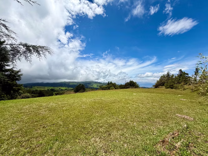 Quinta con cabaña de estilo rústico en Poasito, Alajuela - Imagen 3