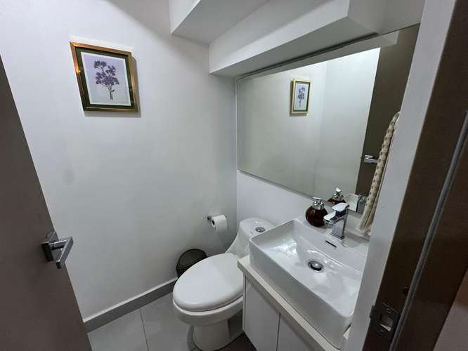 Se vende exclusiva casa en Escazú, Guachipelin, Condominio Bali. - Imagen 8