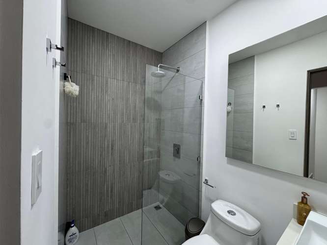 Se vende exclusiva casa en Escazú, Guachipelin, Condominio Bali. - Imagen 5