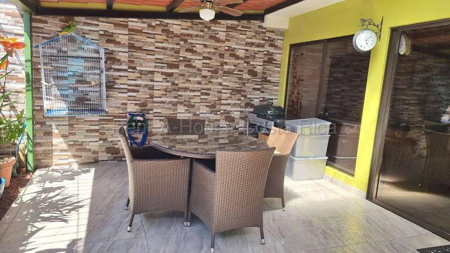 VENTA DE CASA DE 300 m² EN HEREDIA, CERCA DE OXÍGENO Y ZONAS FRANCAS | EN RESIDENCIAL CON SEGURIDAD - Imagen 12