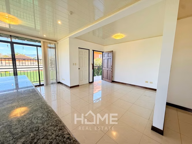 Alquiler de Apartamento en Piedades de Santa Ana muy comodo lindo e iluminado 425000 - Imagen 5