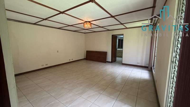 Venta de casa en la Sabana 506m2 ID 2076 - Imagen 3
