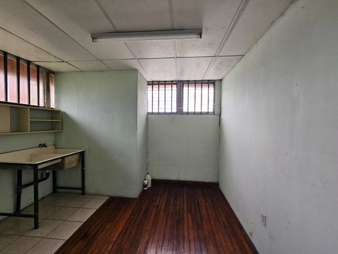 Propiedad con 2 Casas en José María Zeledón, Curridabat, San José - Imagen 11