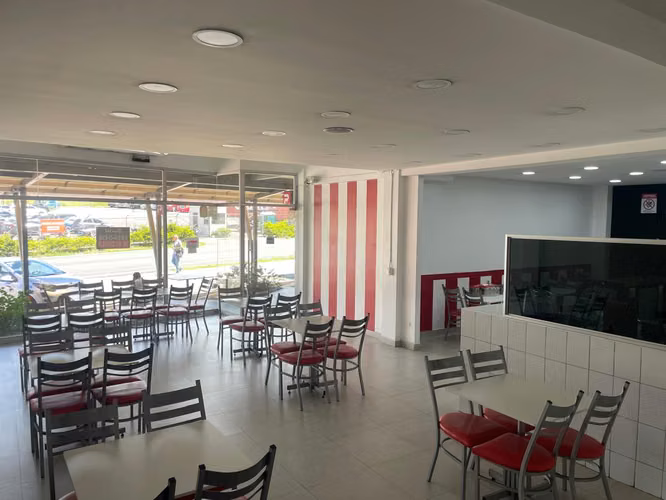 Local restaurante  Real Cariari
