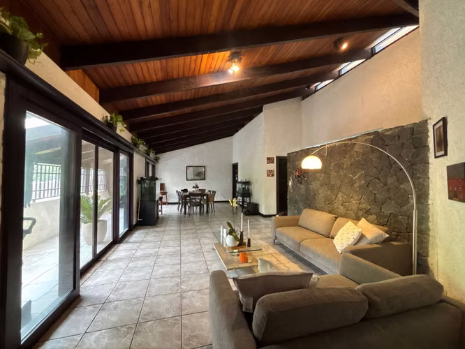 VENTA DE CASA DE 1 NIVEL CON LOTE DE 1.444 M² | BELLO HORIZONTE, ESCAZÚ - Imagen 8
