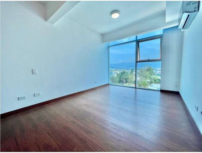 Apartamento en Los Yoses/piso 8-amenidades