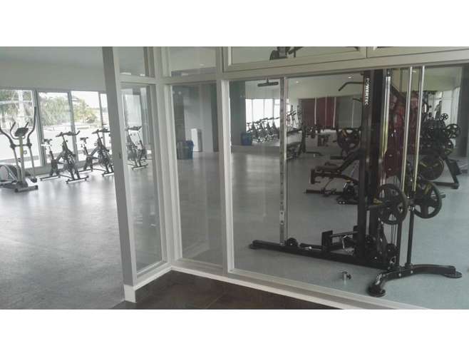 Apartamento en Los Yoses/piso 8-amenidades