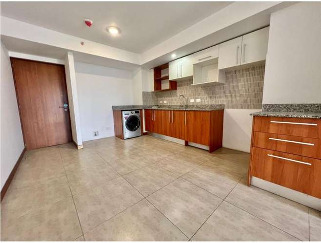 Apartamento en Los Yoses/piso 8-amenidades