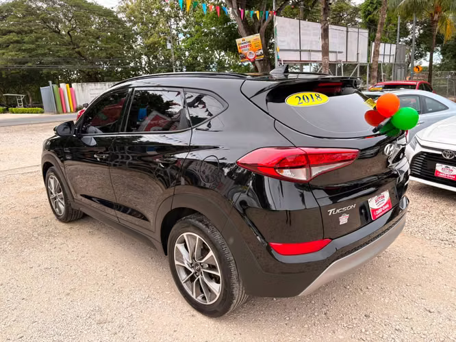 HYUNDAI TUCSON LIMITED-2018-AUTO-TDI-SHIFT TRONIC-4X2 9.975.000