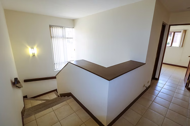 Trejos Montealegre x Avenida Escazú! Condo de 365 m2 con 5 habit. + de servicio - Imagen 19
