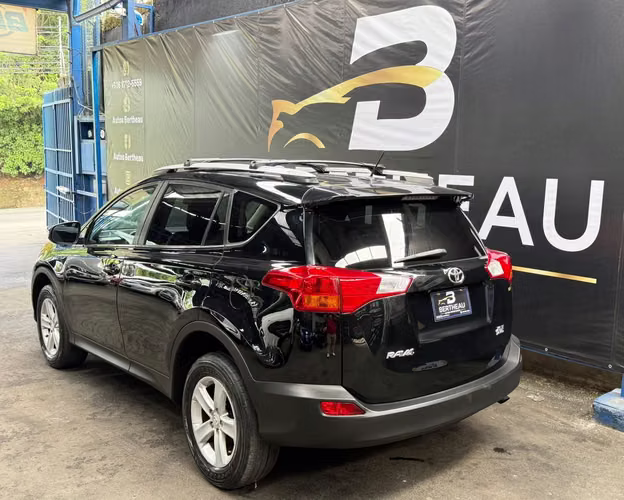 TOYOYA RAV4 XLE 2014 NEGRO AUTOMÁTICO 4X4 - Imagen 5