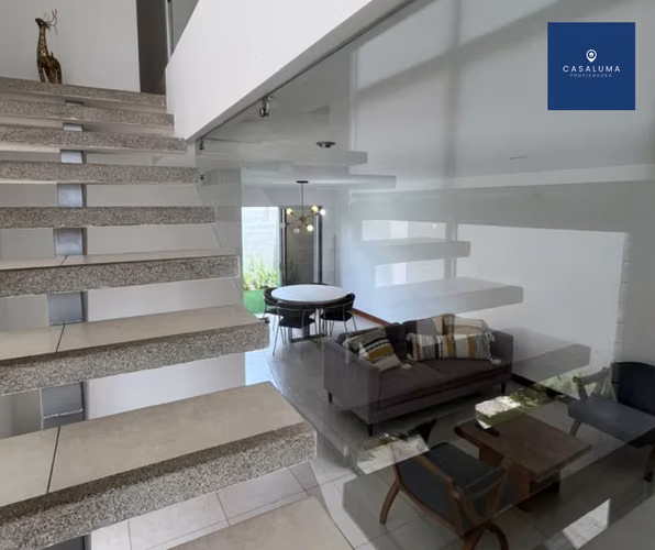 HERMOSA CASA EN ALQUILER SANTA ANA - Imagen 8