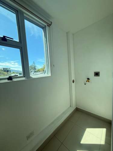 Venta de Condominio en Vía Indus, Plaza Real Cariari, Heredia - Imagen 4