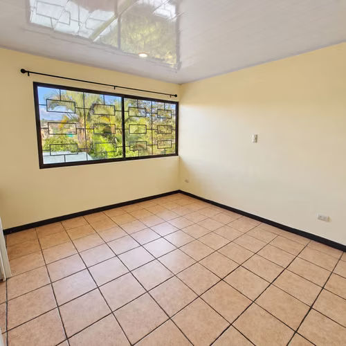 Apartamento 1 habitación en Escazú – Servicios incluidos y vigilancia 24/7 - Imagen 2