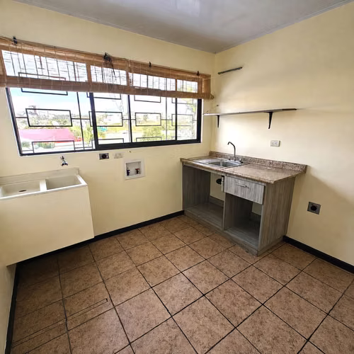 Apartamento 1 habitación en Escazú – Servicios incluidos y vigilancia 24/7 - Imagen 3